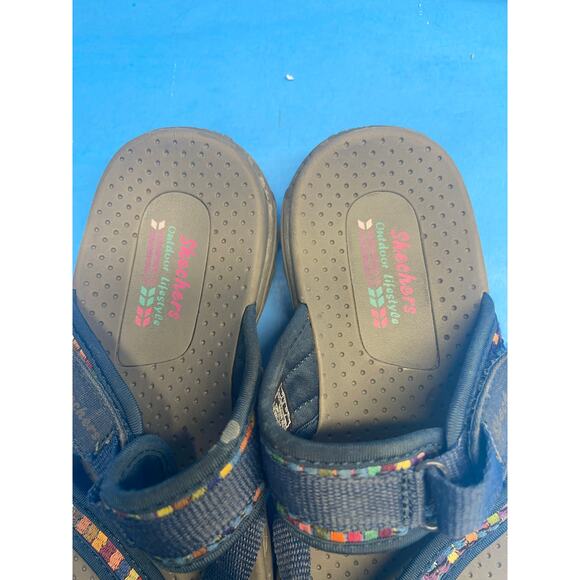 Skechers Outdoor Lifestyle Women's Sandals Size 7 Multi-Colored Chevron Aztec - Picture 9 of 9